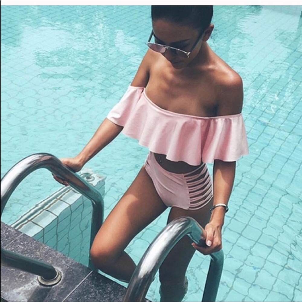 Flirty pink bikini